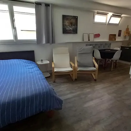 דירה Dans Calme Et Parking Prive