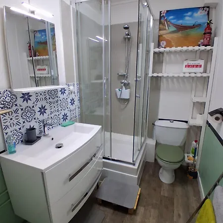 Dans Calme Et Parking Prive דירה לה קיוטאט