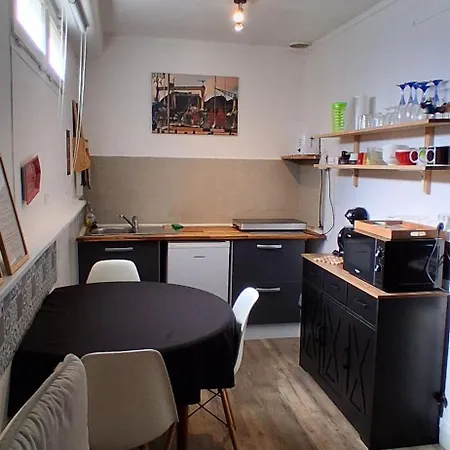 Appartement/studio Dans Petite Résidence Calme Apartamento